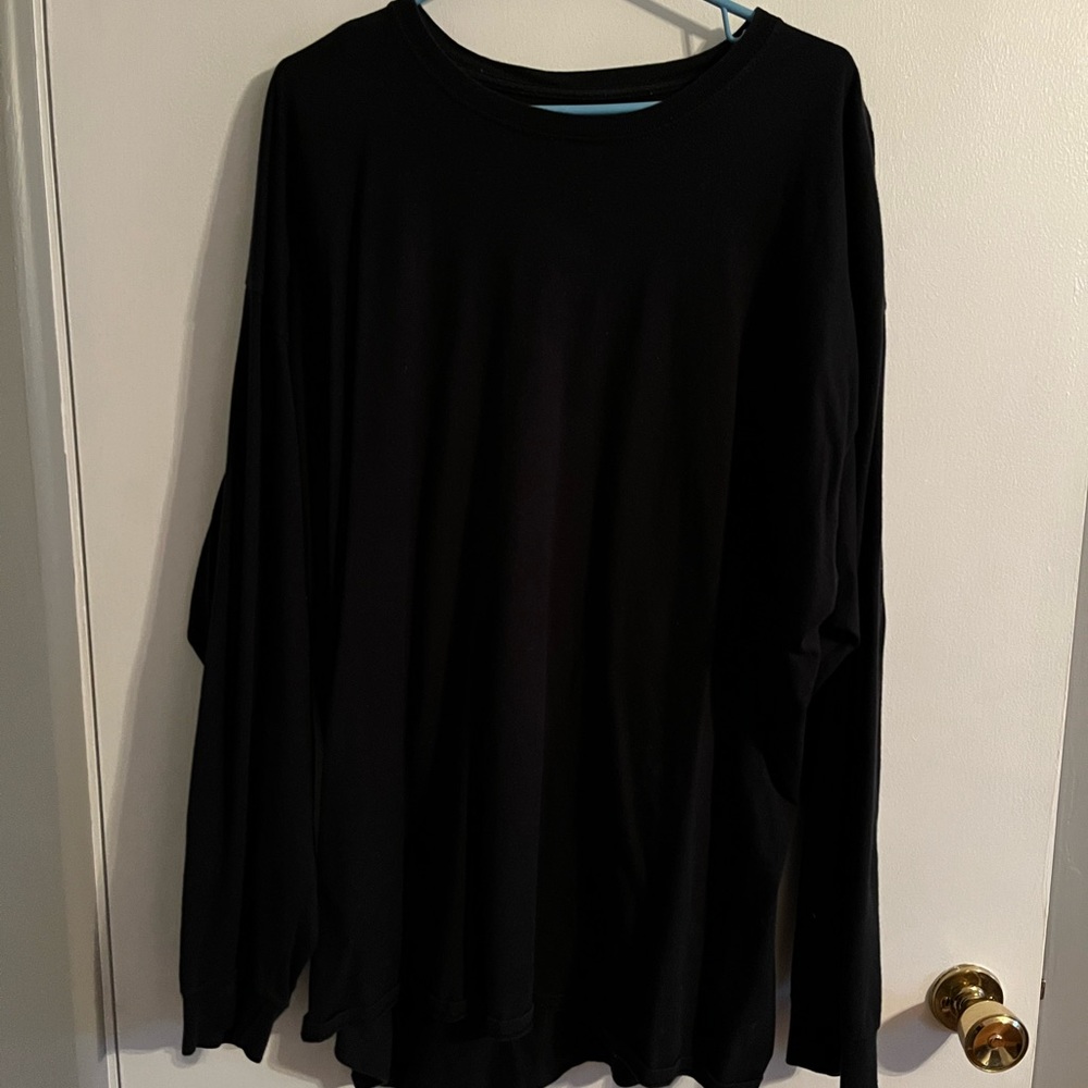 Bundle black and gray long sleeve